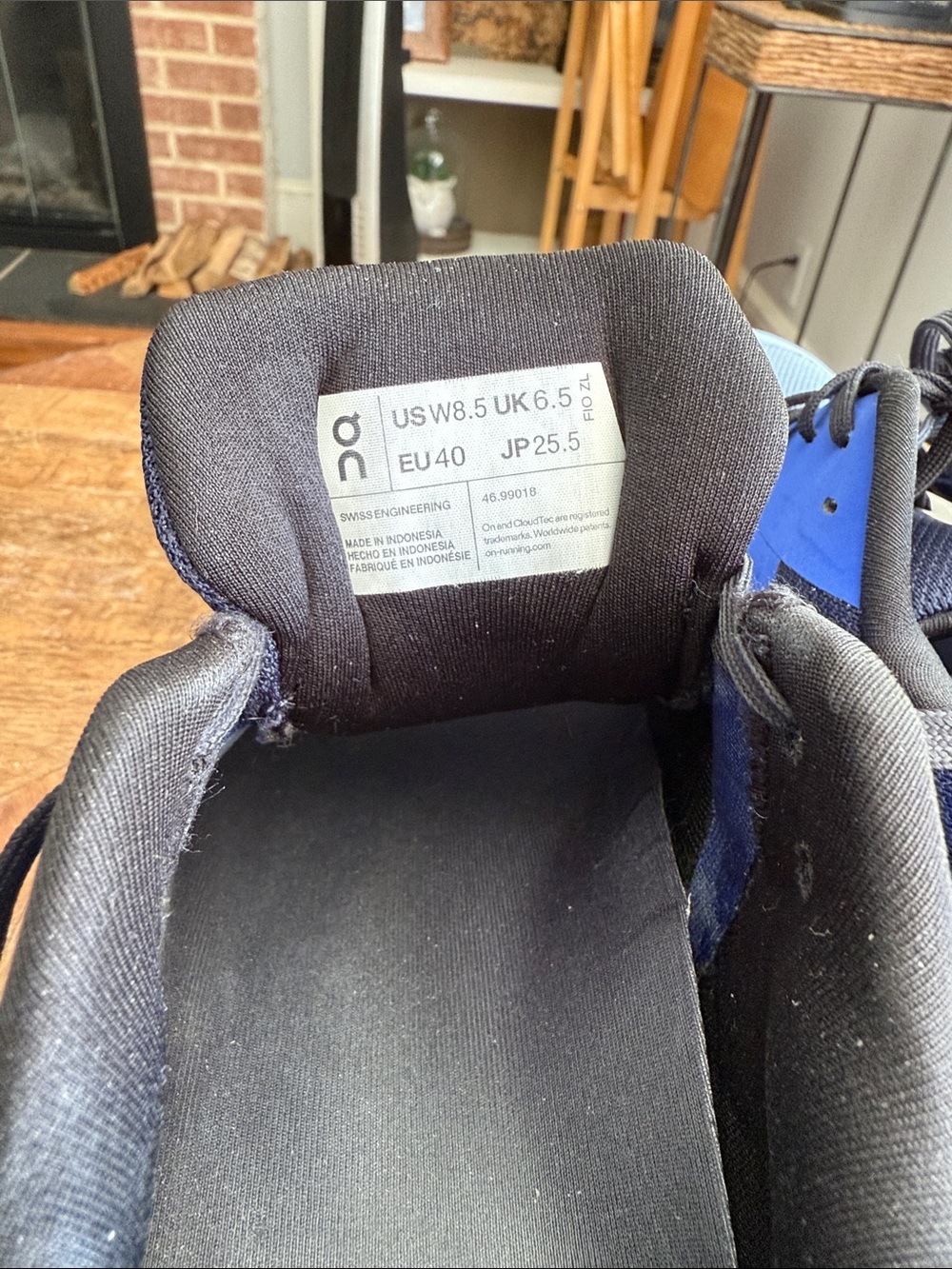 On Cloud On W Cloudrunner Sneakers 8.5 - Picture 12 of 12
